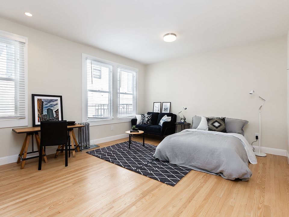 1st image of 634 Powell St APT 49