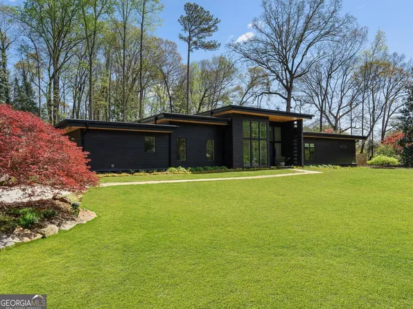 222 Pine Lake Dr, Sandy Springs, GA 30327