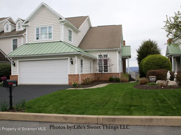306 Thackeray Close #3F, Moosic, PA 18507