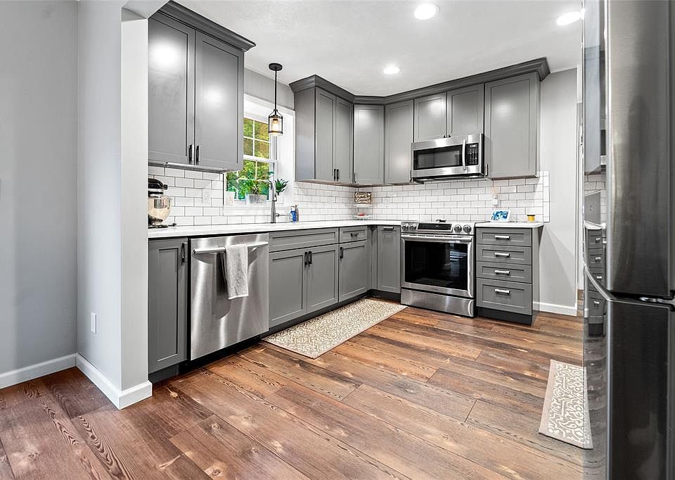 2621 N Cafferty Hill Rd, Endicott, NY 13760 Zillow