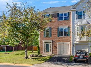 21839 Kings Crossing Ter, Ashburn, VA 20147