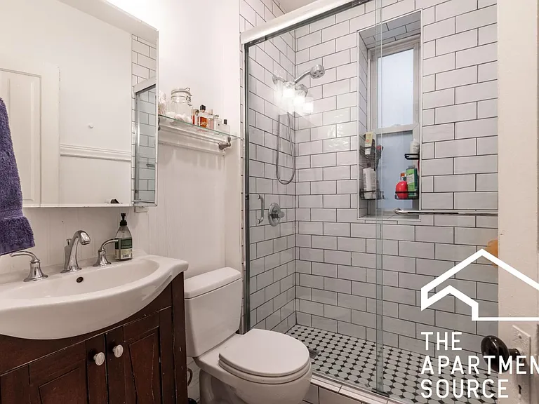 2465 N Lincoln Ave #3 — Photo 13