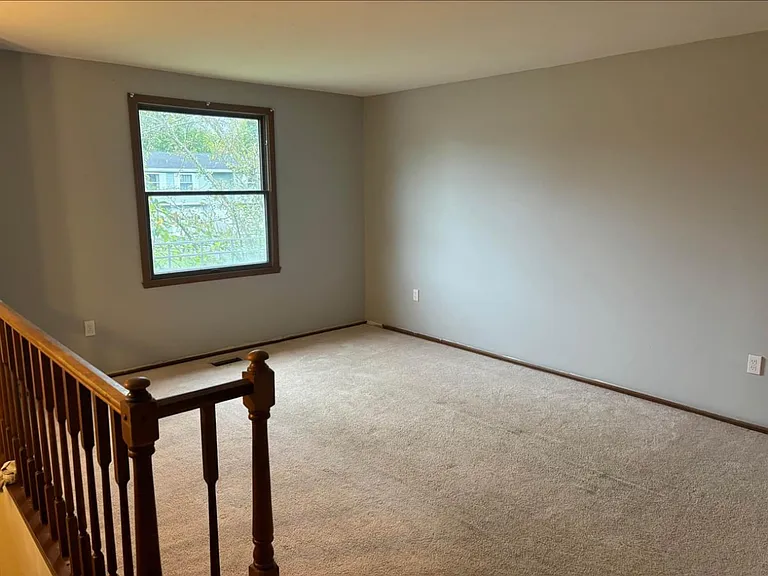 6261 Wynmoor Dr — Photo 8