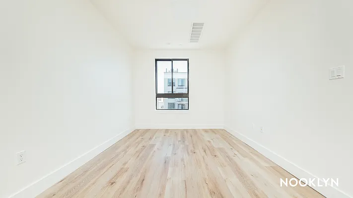 Rented by Nooklyn NYC LLC | media 12