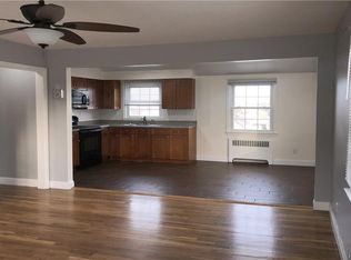 77 Soundview St, Port Chester, NY 10573