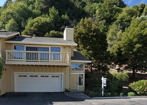 2 car attaced garage