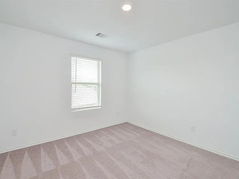 5434 Logan Dale Dr — Photo 16