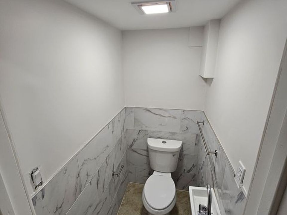 1st image of 1273 Arnow Ave #2G