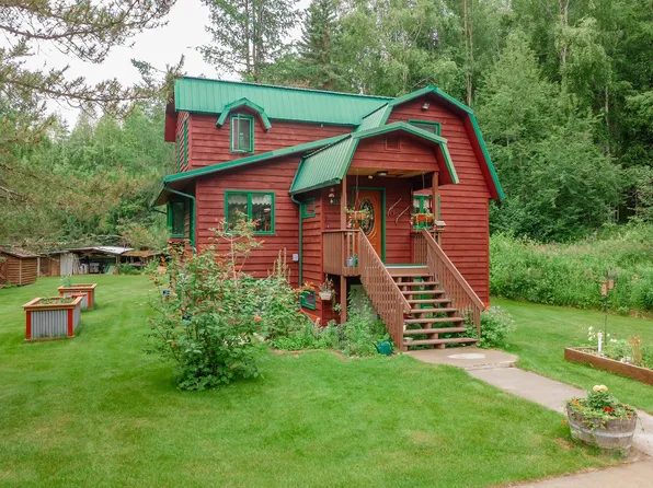 1825 Woodbine Dr, Fairbanks, AK 99709