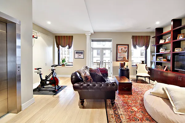 Sold by Town Residential | media 27