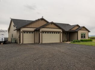 7 S County Rd, Wamic, OR 97063