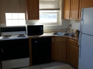 7805 Manchester Rd, Maplewood, MO 63143