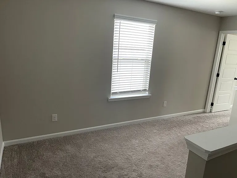 2718 Dunstan Ln — Photo 14