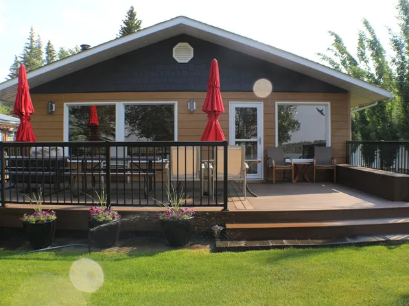 5582 Nakamun Dr, Rural Lac Ste Anne County, AB T0E 1V0