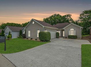 1112 Berwick Rd, Birmingham, AL 35242