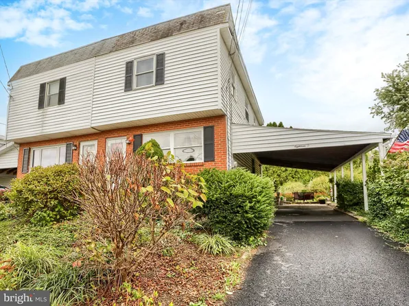 18 W Glenwood Dr, Camp Hill, PA 17011