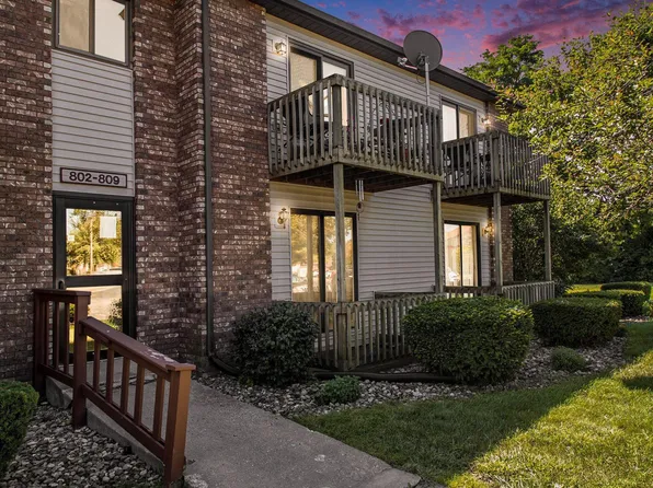 809 Clarinet Blvd E, Elkhart, IN 46516