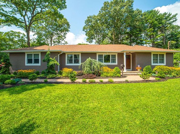 Brightwaters Real Estate - Brightwaters NY Homes For Sale | Zillow