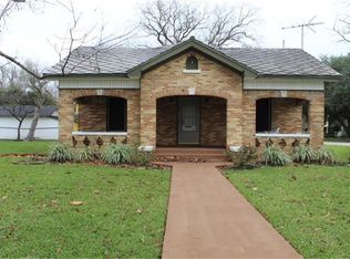 216 S Avenue C, Humble, TX 77338