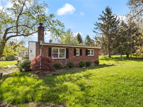 685 Stony Hill Rd, Hinckley, OH 44233