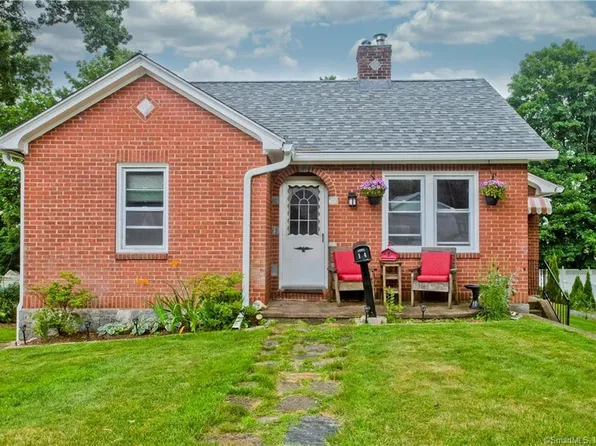 14 Clinton Street, Stafford, CT 06076