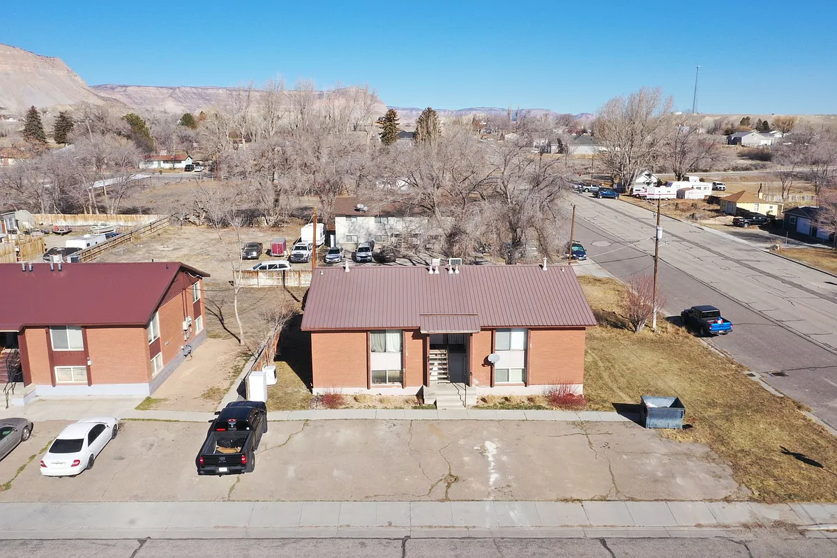 Building Photo - 85 E 200 N #7