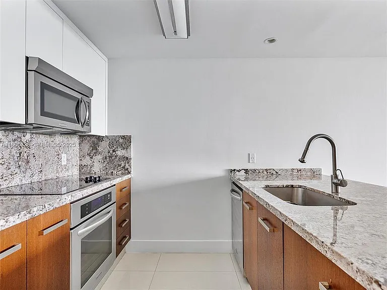 7935 East Dr #1202 — Photo 36