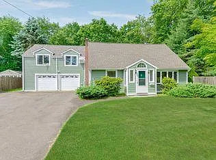 24 Friendly Rd — Photo 2