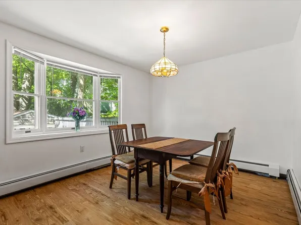 190 Prall Avenue image 10 of 24