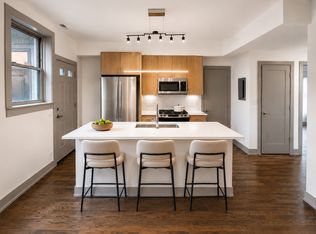 1902 W Pratt Blvd APT 1B, Chicago, IL 60626