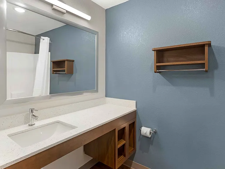 Studio Suite - 2 Queen Beds