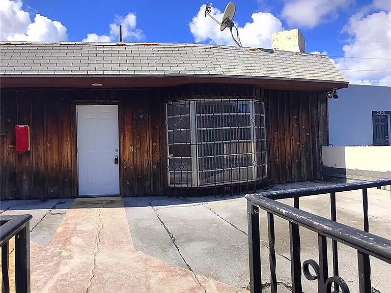 209 NW 1st Ave — Photo 8