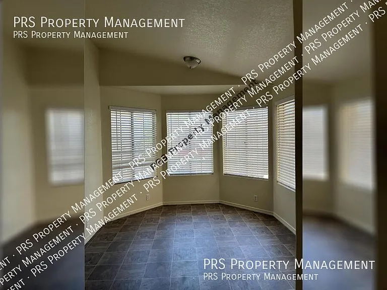 2599 W Orchid Ln — Photo 7
