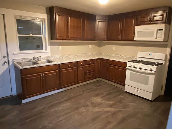 2nd image of 67 Prospect Hill Ave House 67