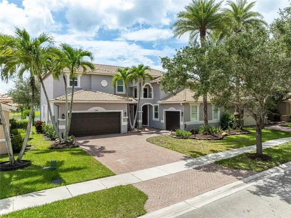 3901 E Hibiscus Street, Weston, FL 33332