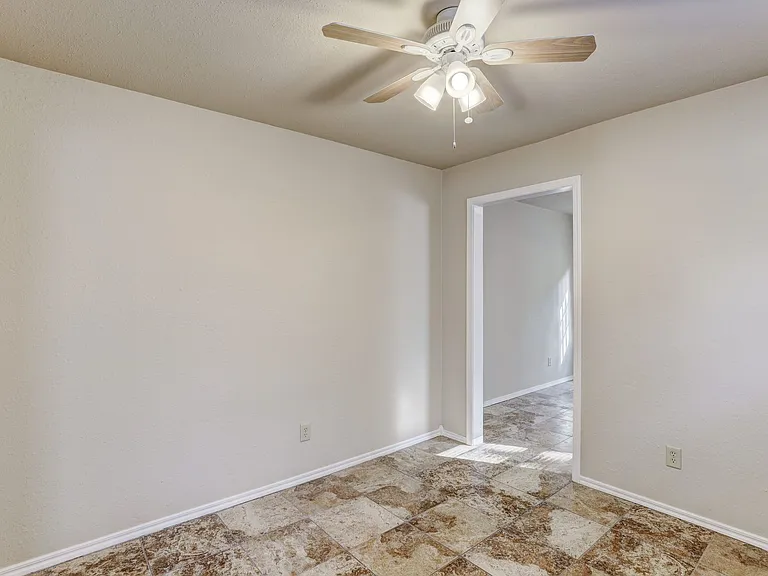 7507 Knight Lake Dr — Photo 15
