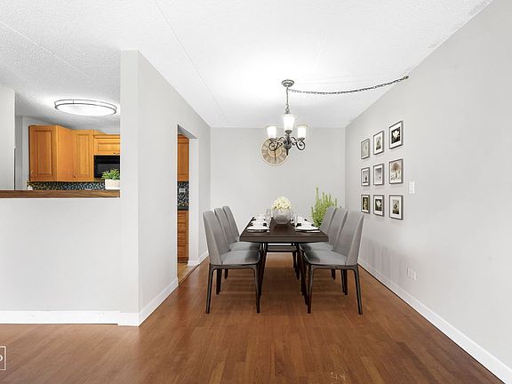 5th image of 5550 Astor Ln APT 223