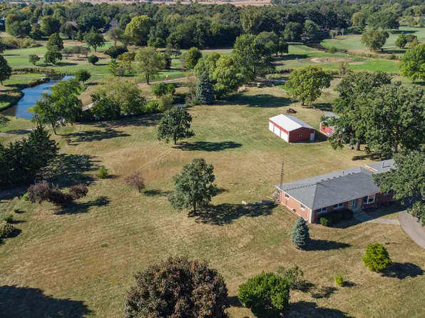 2625 Kennedy Rd, Oswego, IL 60543