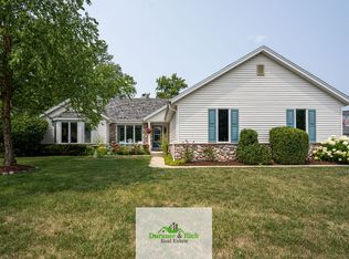 6429 N Sunny Point Rd, Glendale, WI 53217