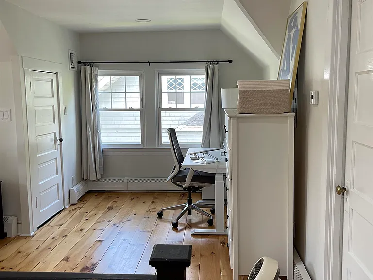 5 Saint Clair Ave — Photo 10