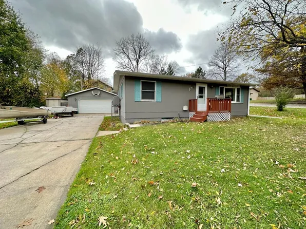 506 Gunn St, Coleraine, MN 55722