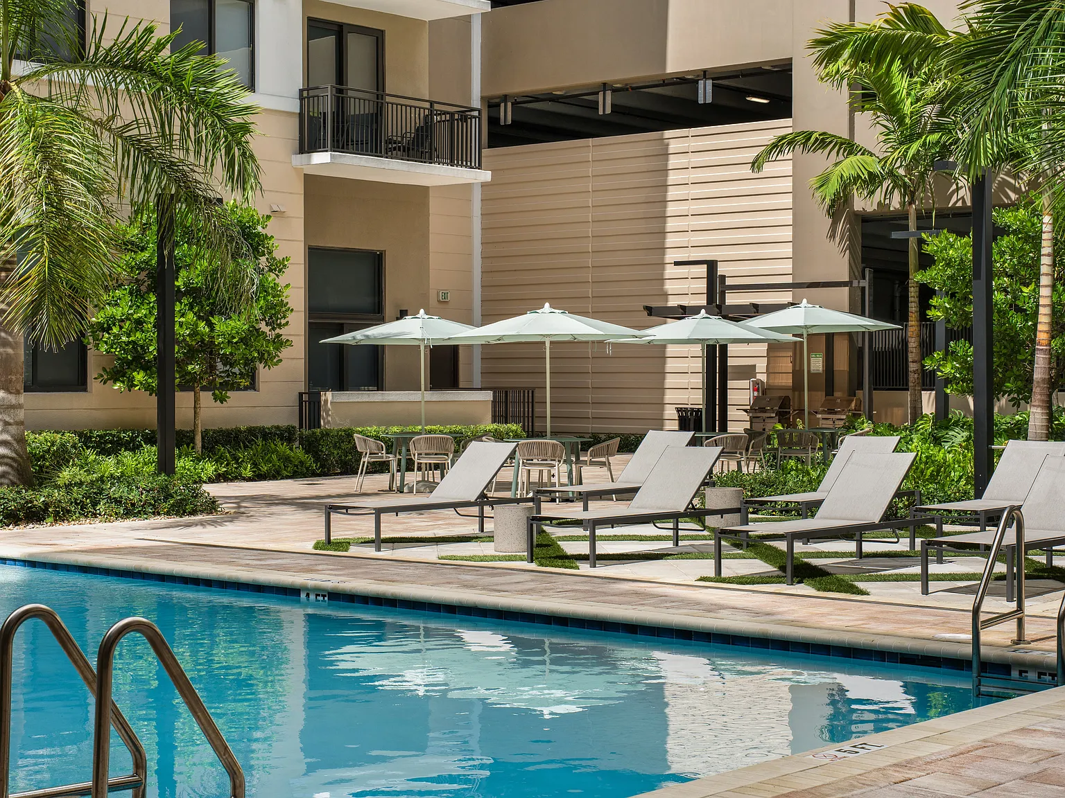 Alvista Bay Pointe — Photo 4
