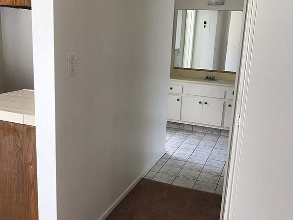 3rd image of 4046 W 132nd St APT 219
