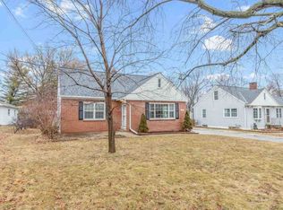 349 E Allouez Ave, Green Bay, WI 54301