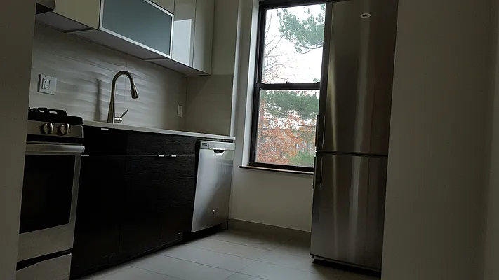 Rented by DYNAMIC REALTY OF NEW YORK CORP | media 20