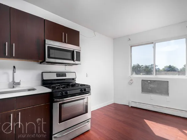 1026 Broadway image 1 of 13