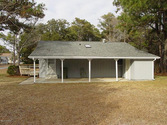 3rd image of 222 Pelican Dr