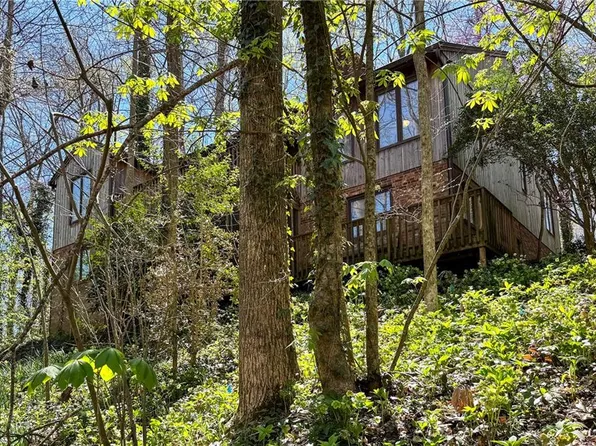 209 River Rd, Advance, NC 27006