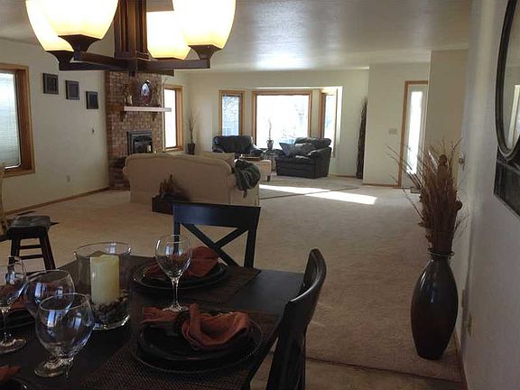 2nd image of 3435 Powderhorn Cir