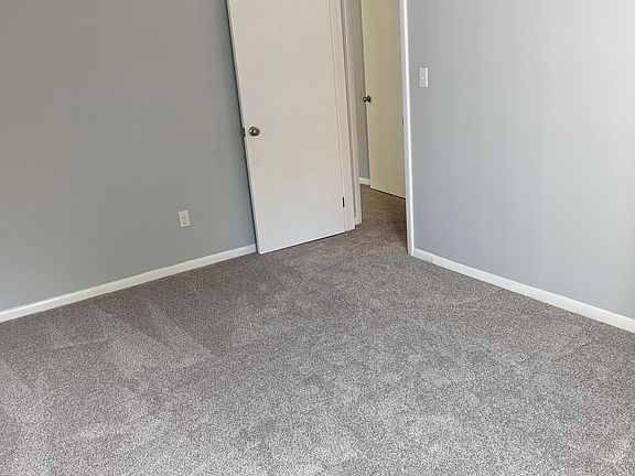 5th image of 1335 River Birch Run S